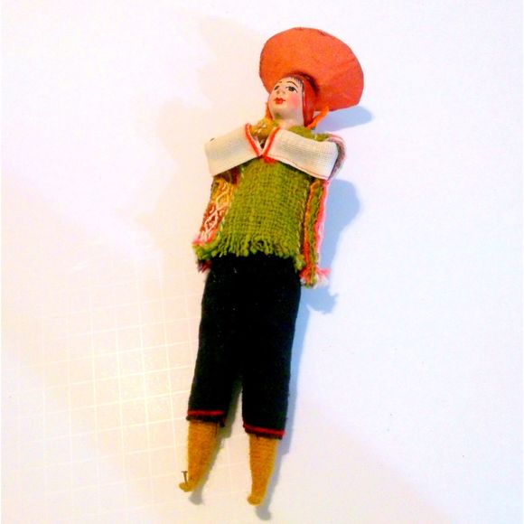 Vintage Hand Painted Bisque and Fabric Peruvian Souvenir Male Doll - Picture 2 of 4